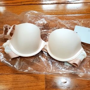 DKNY bra 32A in creme and pinkish tan